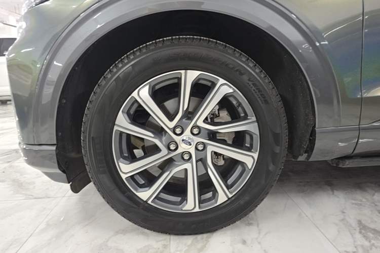 Used Ford Explorer 2023 EcoBoost 285 Rear-Drive Trend Edition 7-Seater Exterior 4