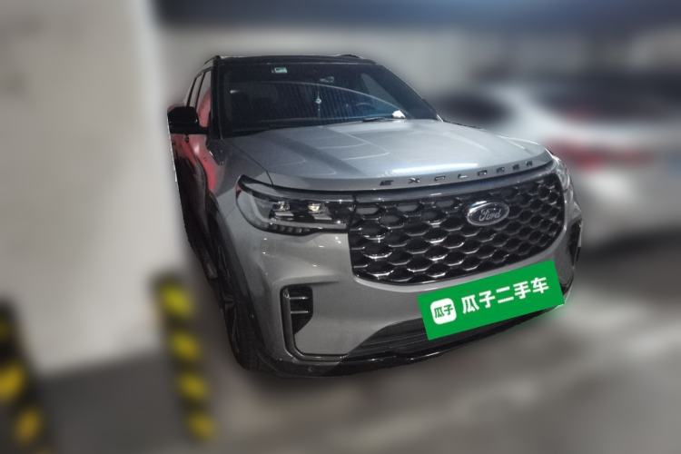 Used Ford Explorer 2023 EcoBoost 285 4x4 ST-LINE 7-Seater Front Right 45 Deg