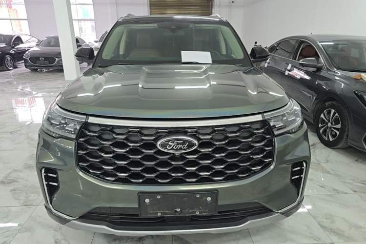 Used Ford Explorer 2023 EcoBoost 285 Rear-Drive Trend Edition 7-Seater Front
