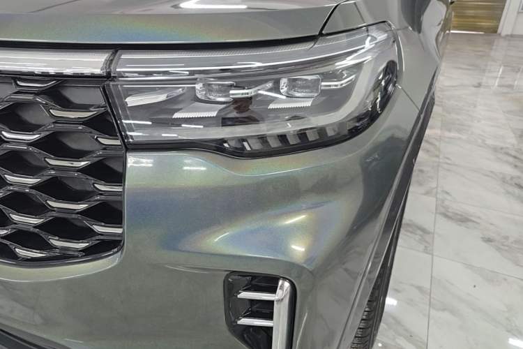 Used Ford Explorer 2023 EcoBoost 285 Rear-Drive Trend Edition 7-Seater Left Front Headlight