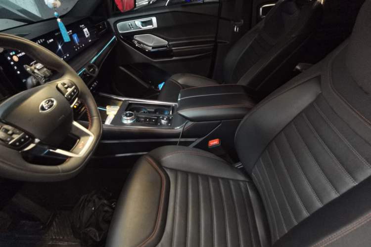 Used Ford Explorer 2023 EcoBoost 285 4x4 ST-LINE 7-Seater Left Front Seat