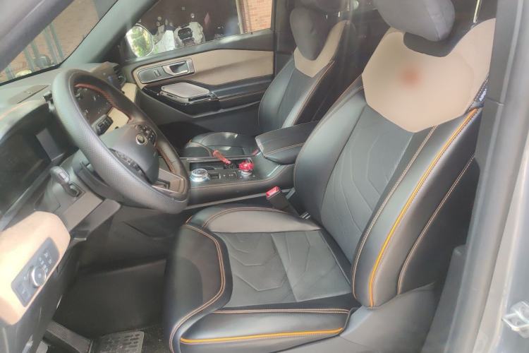 Used Ford Explorer 2023 EcoBoost 285 Kunlun Peak Edition 6-Seater Left Front Seat