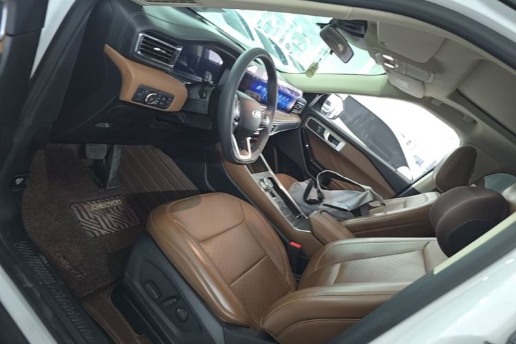 Used Ford Explorer 2023 EcoBoost 285 Rear-Drive Trend Edition 7-Seater Left Front Seat