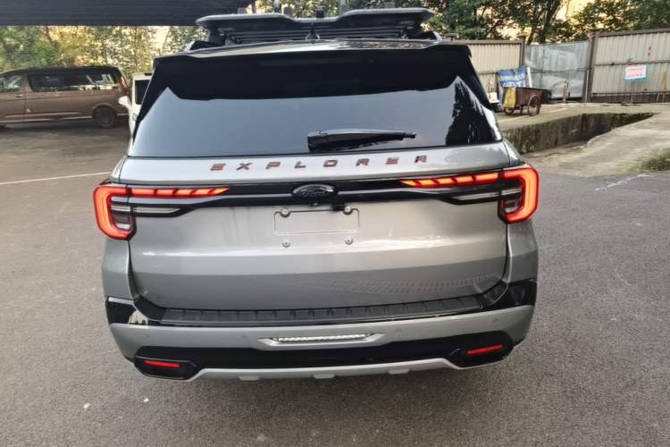 Used Ford Explorer 2023 EcoBoost 285 Kunlun Peak Edition 7-Seater Rear
