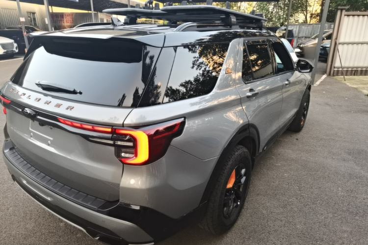Used Ford Explorer 2023 EcoBoost 285 Kunlun Peak Edition 7-Seater Rear Right 45 Deg