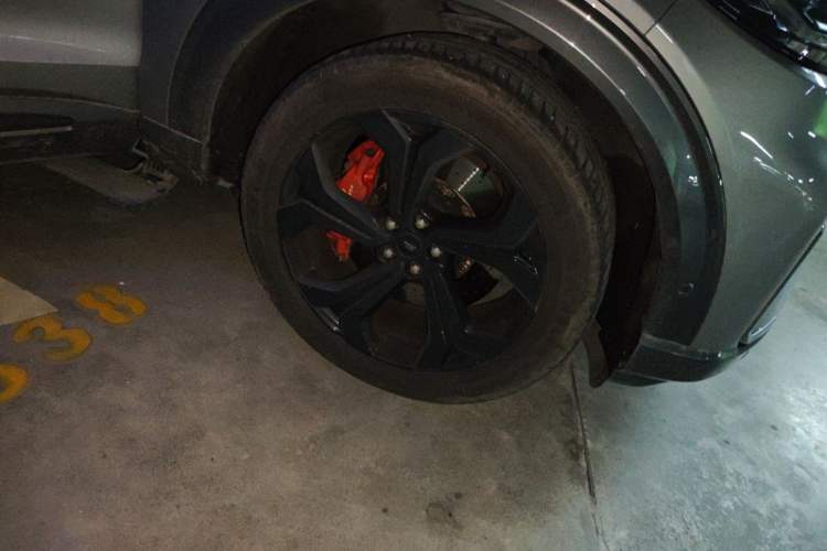 Used Ford Explorer 2023 EcoBoost 285 4x4 ST-LINE 7-Seater Right Front Wheel Hub