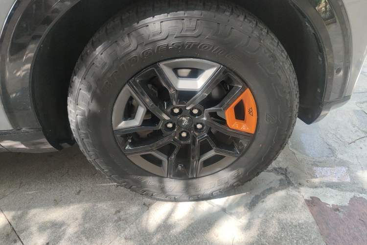 Used Ford Explorer 2023 EcoBoost 285 Kunlun Peak Edition 6-Seater Right Front Wheel Hub
