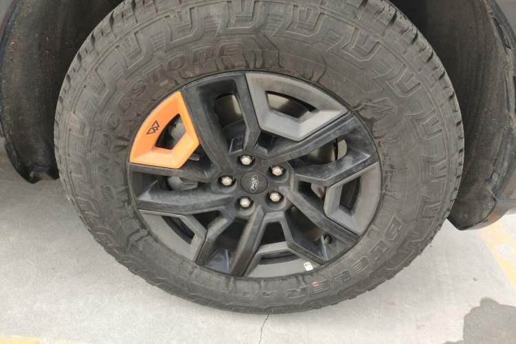 Used Ford Explorer 2023 EcoBoost 285 Kunlun Peak Edition 6-Seater Right Front Wheel Hub