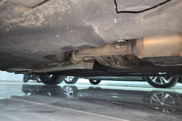 Used Ford Explorer 2023 EcoBoost 285 Rear-Drive Trend Edition 7-Seater Right Side Sill