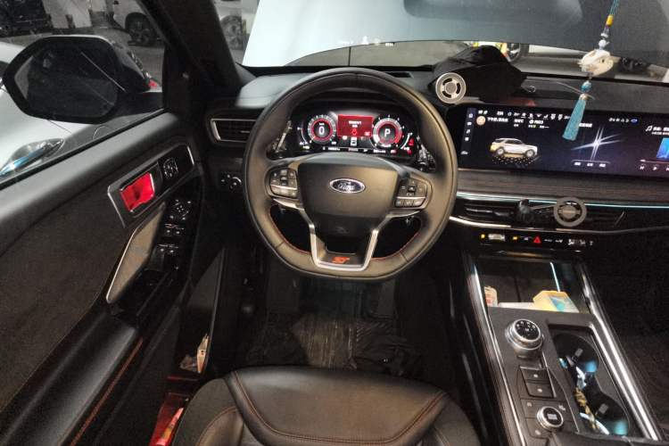 Used Ford Explorer 2023 EcoBoost 285 4x4 ST-LINE 7-Seater Steering Wheel