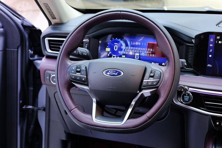 Used Ford Explorer 2023 EcoBoost 285 Four-Wheel Drive Titanium Edition 6 Seats Steering Wheel