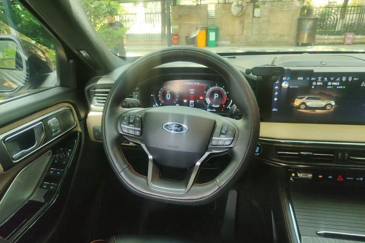 Used Ford Explorer 2023 EcoBoost 285 Kunlun Peak Edition 6-Seater Steering Wheel