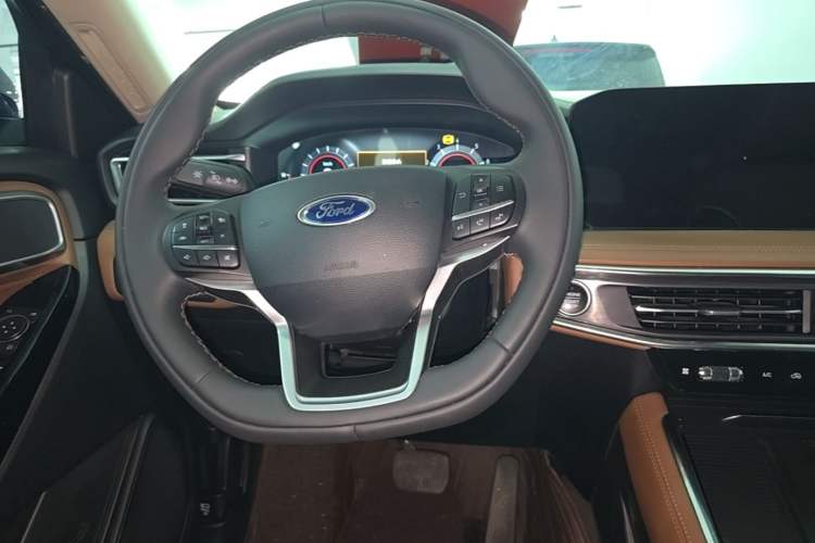 Used Ford Explorer 2023 EcoBoost 285 Rear-Drive Trend Edition 7-Seater Steering Wheel