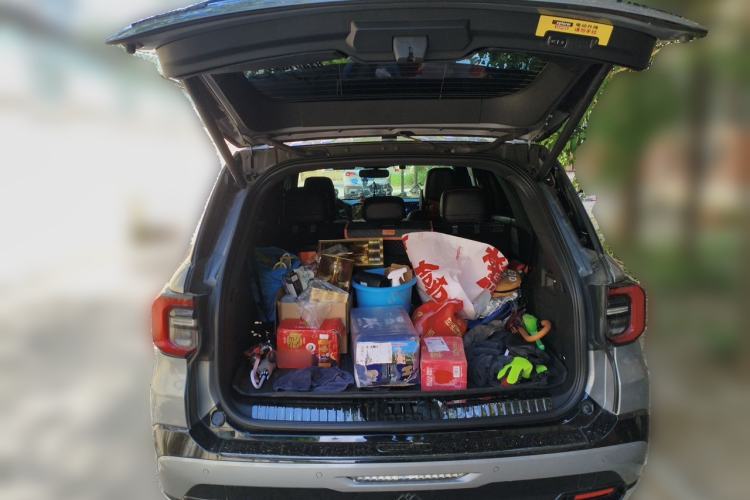 Used Ford Explorer 2023 EcoBoost 285 Kunlun Peak Edition 7-Seater Trunk
