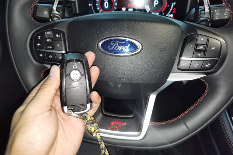 Used Ford Explorer 2023 EcoBoost 285 4x4 ST-LINE 7-Seater Vehicle Key