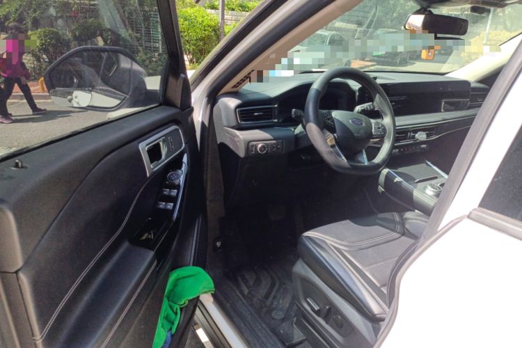 Used Ford Explorer 2023 EcoBoost 285 Four-Wheel Drive Stylish Plus Version 7 Seats Driver Seat