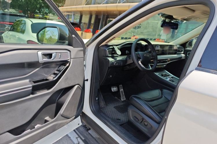 Used Ford Explorer 2023 EcoBoost 285 Four-Wheel Drive Stylish Plus Version 7 Seats Driver Seat