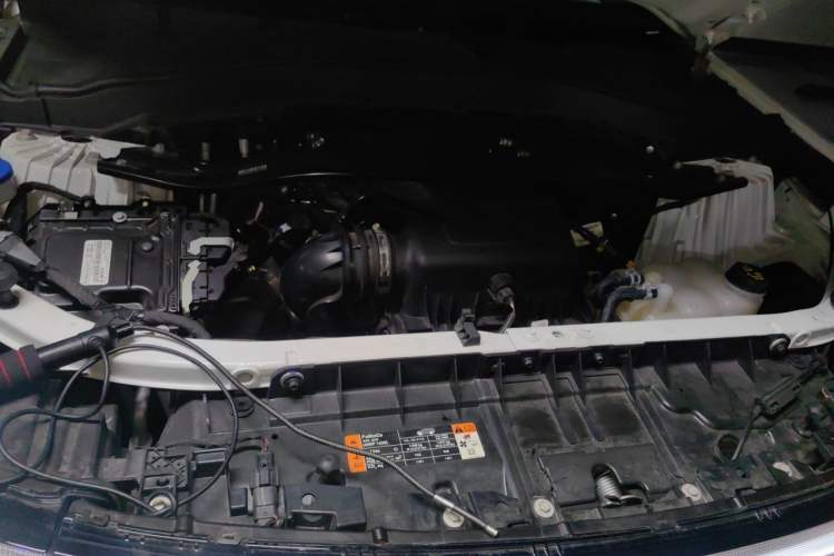Used Ford Explorer 2023 EcoBoost 285 Four-Wheel Drive Titanium Edition 6 Seats Engine Bay