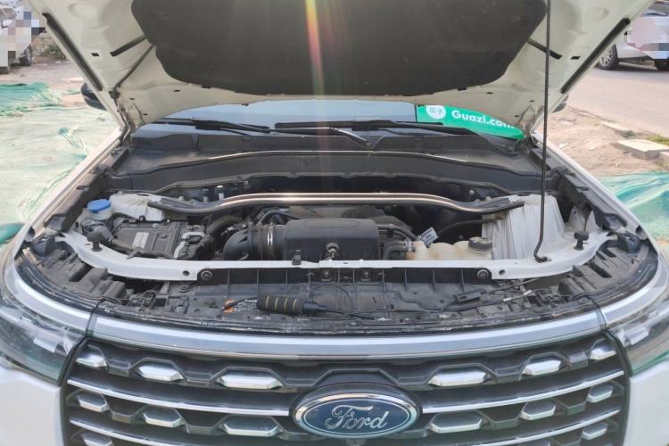 Used Ford Explorer 2023 EcoBoost 285 Four-Wheel Drive Titanium Edition 6 Seats Engine Bay