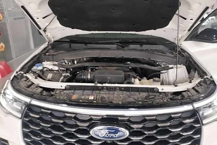 Used Ford Explorer 2023 EcoBoost 285 4x4 ST-LINE 6-Seater Engine Bay