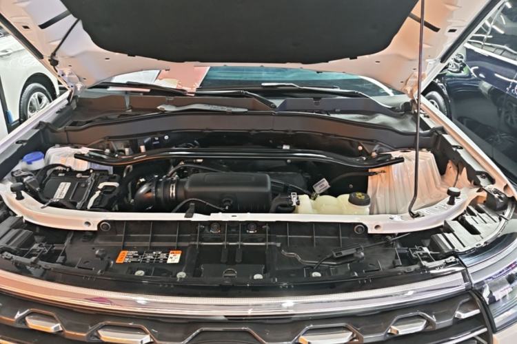 Used Ford Explorer 2023 EcoBoost 285 4x4 Trend Plus Edition 6 Seats Engine Bay