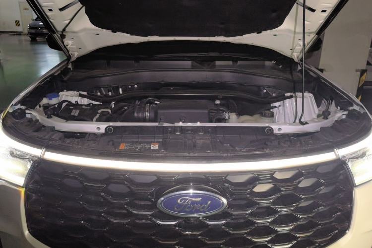 Used Ford Explorer 2023 EcoBoost 285 4x4 ST-LINE 7-Seater Engine Bay