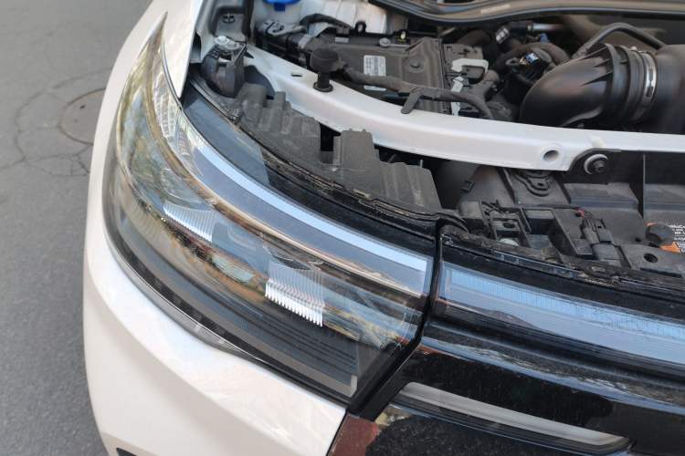 Used Ford Explorer 2023 EcoBoost 285 Kunlun Peak Edition 7-Seater Engine Bay Right