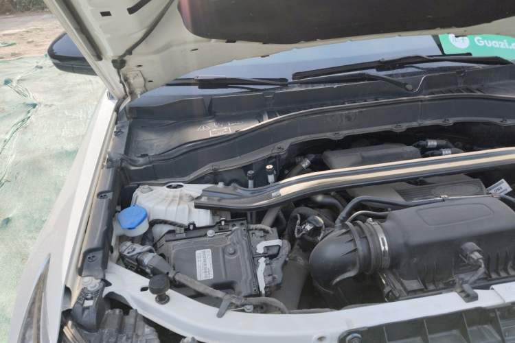 Used Ford Explorer 2023 EcoBoost 285 Four-Wheel Drive Titanium Edition 6 Seats Engine Bay Right