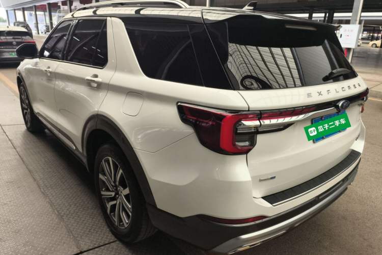 Used Ford Explorer 2023 EcoBoost 285 Four-Wheel Drive Titanium Edition 6 Seats Exterior 2