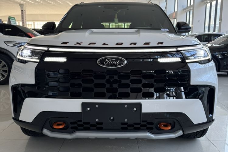 Used Ford Explorer 2023 EcoBoost 285 Kunlun Peak Edition 6-Seater Exterior 4