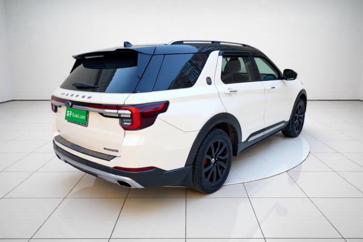 Used Ford Explorer 2023 EcoBoost 285 Four-Wheel Drive Titanium Edition 6 Seats Exterior 5