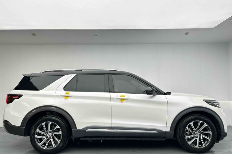 Used Ford Explorer 2023 EcoBoost 285 4x4 Trend Plus Edition 6 Seats Exterior 6