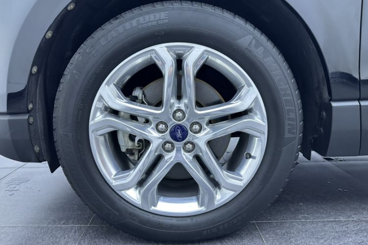Used Ford Explorer 2023 EcoBoost 285 Four-Wheel Drive Titanium Edition 7-Seater Exterior 7