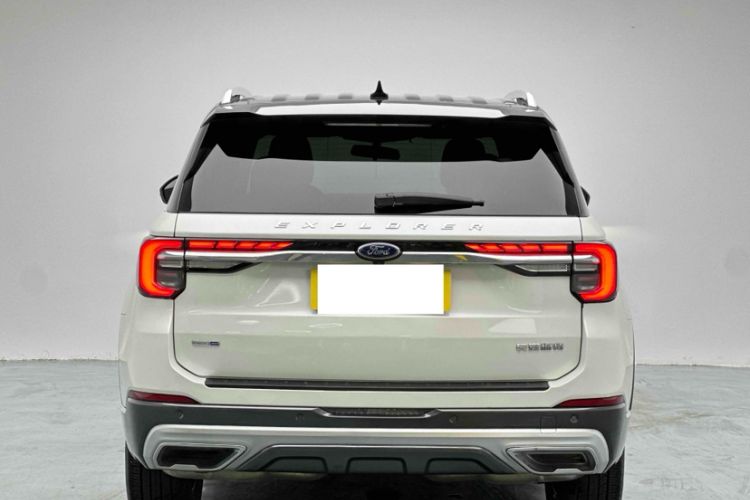 Used Ford Explorer 2023 EcoBoost 285 4x4 Trend Plus Edition 6 Seats Exterior 9