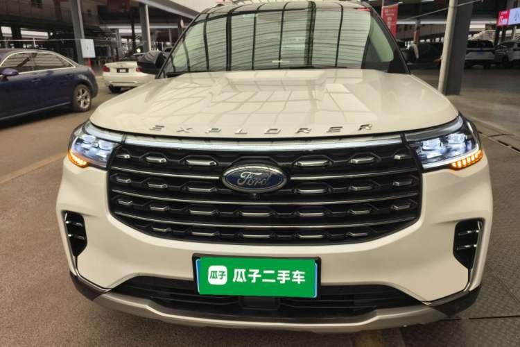 Used Ford Explorer 2023 EcoBoost 285 Four-Wheel Drive Titanium Edition 6 Seats Front