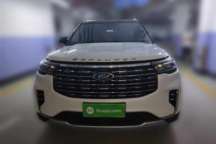 Used Ford Explorer 2023 EcoBoost 285 Four-Wheel Drive Stylish Plus Version 7 Seats Front