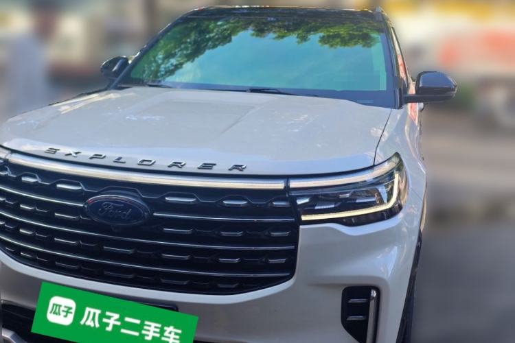 Used Ford Explorer 2023 EcoBoost 285 Four-Wheel Drive Titanium Edition 7-Seater Front