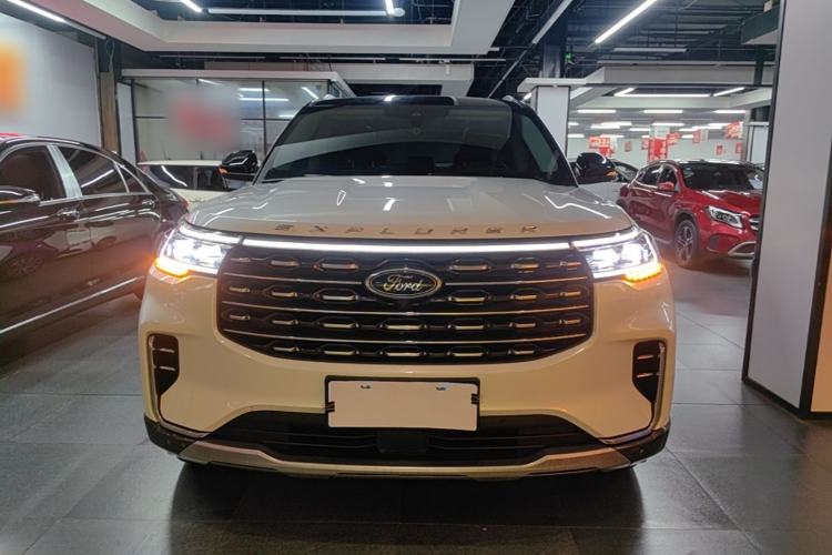 Used Ford Explorer 2023 EcoBoost 285 Four-Wheel Drive Titanium Edition 7-Seater Front