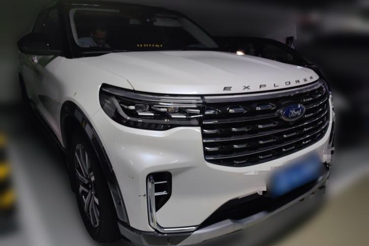 Used Ford Explorer 2023 EcoBoost 285 Four-Wheel Drive Titanium Edition 6 Seats Front Right 45 Deg