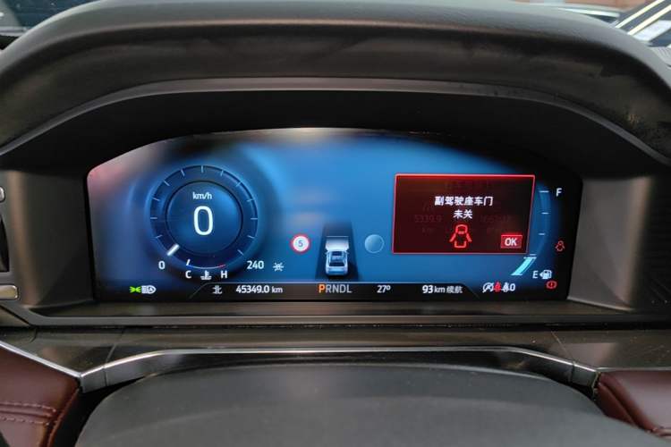 Used Ford Explorer 2023 EcoBoost 285 Four-Wheel Drive Titanium Edition 6 Seats Instrument Cluster