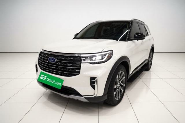 Ford Explorer 2023 EcoBoost 285 Four-Wheel Drive Stylish Plus Version 7 Seats usado
