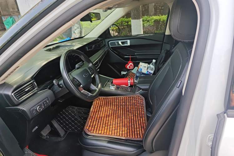 Used Ford Explorer 2023 EcoBoost 285 Rear-Drive Trend Edition 7-Seater Left Front Seat
