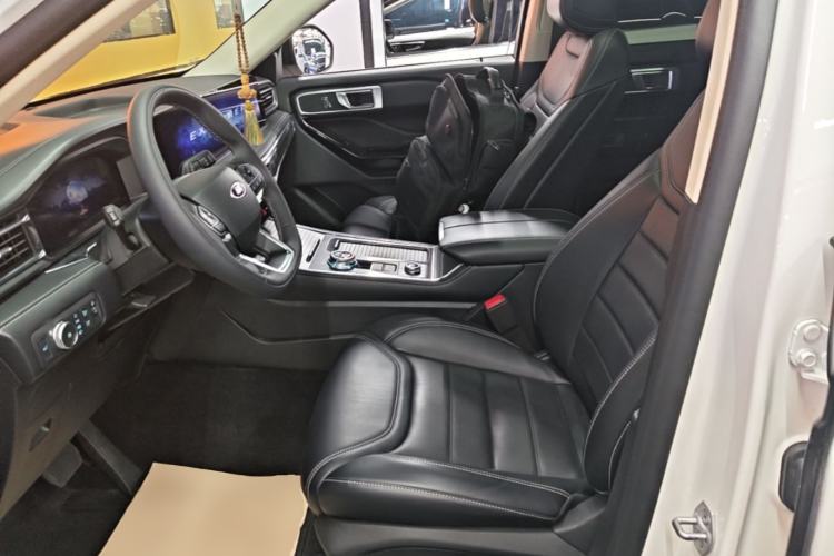 Used Ford Explorer 2023 EcoBoost 285 4x4 Trend Plus Edition 6 Seats Left Front Seat