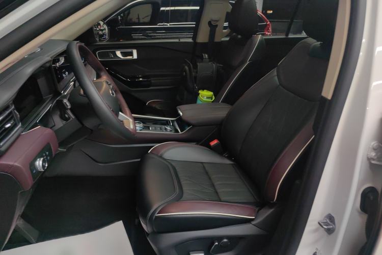 Used Ford Explorer 2023 EcoBoost 285 Four-Wheel Drive Titanium Edition 6 Seats Left Front Seat