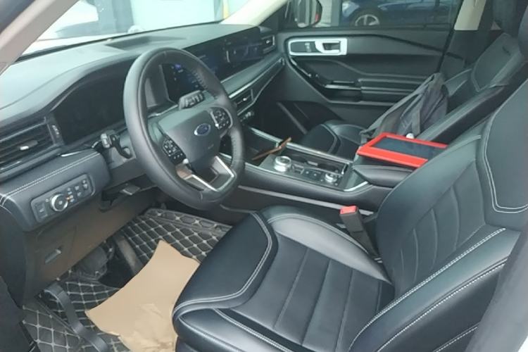 Used Ford Explorer 2023 EcoBoost 285 4x4 Trend Plus Edition 6 Seats Left Front Seat
