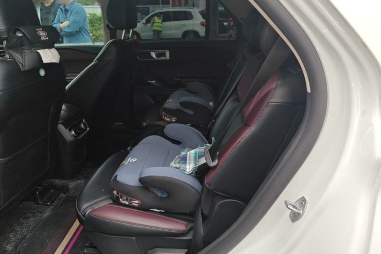 Used Ford Explorer 2023 EcoBoost 285 Four-Wheel Drive Titanium Edition 7-Seater Left Rear Seat