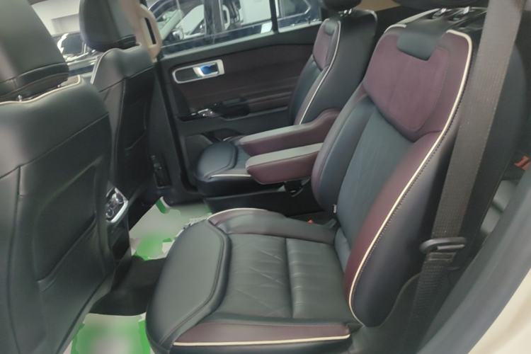 Used Ford Explorer 2023 EcoBoost 285 Four-Wheel Drive Titanium Edition 6 Seats Left Rear Seat