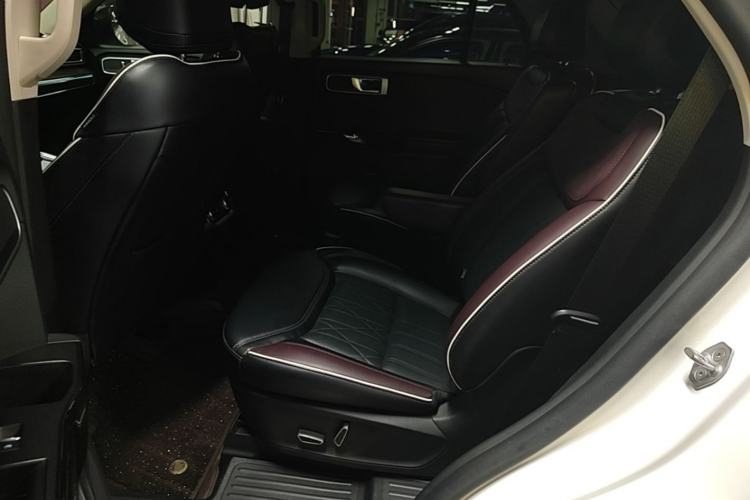 Used Ford Explorer 2023 EcoBoost 285 4x4 Trend Plus Edition 6 Seats Left Rear Seat