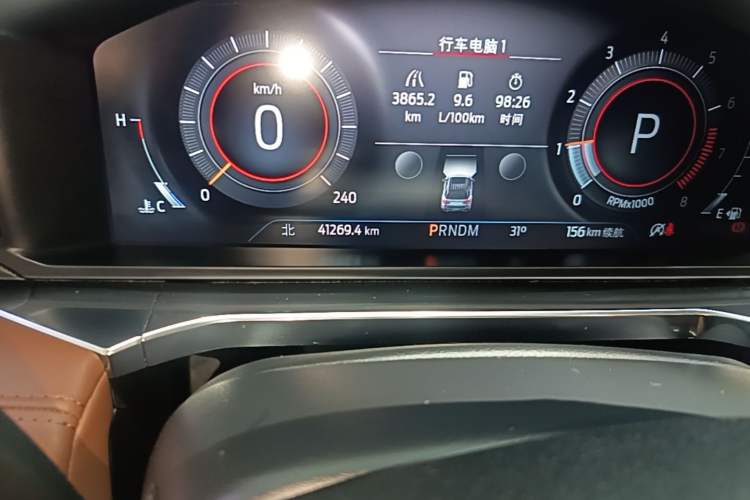 Used Ford Explorer 2023 EcoBoost 285 4x4 Trend Plus Edition 6 Seats Odometer Close Up
