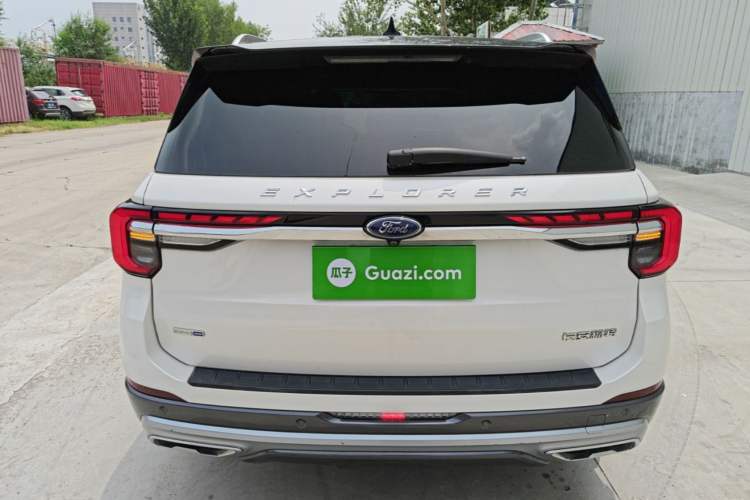 Used Ford Explorer 2023 EcoBoost 285 Four-Wheel Drive Stylish Plus Version 7 Seats Rear